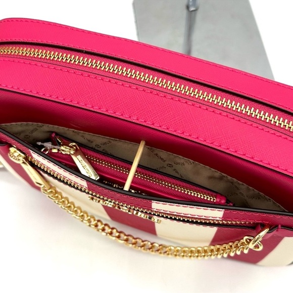 Michael Kors Large EW Crossbody Bag & Small Top Zip Coin
Pouch w ID Holder Pink - Picture 9 of 13